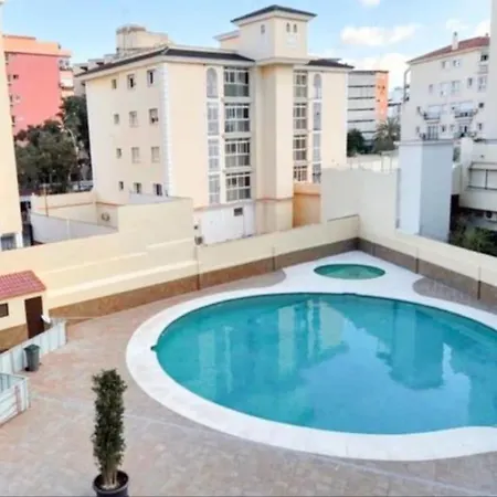 Cerca Agp, Céntrico, Piscinas , Playa, Confortable *